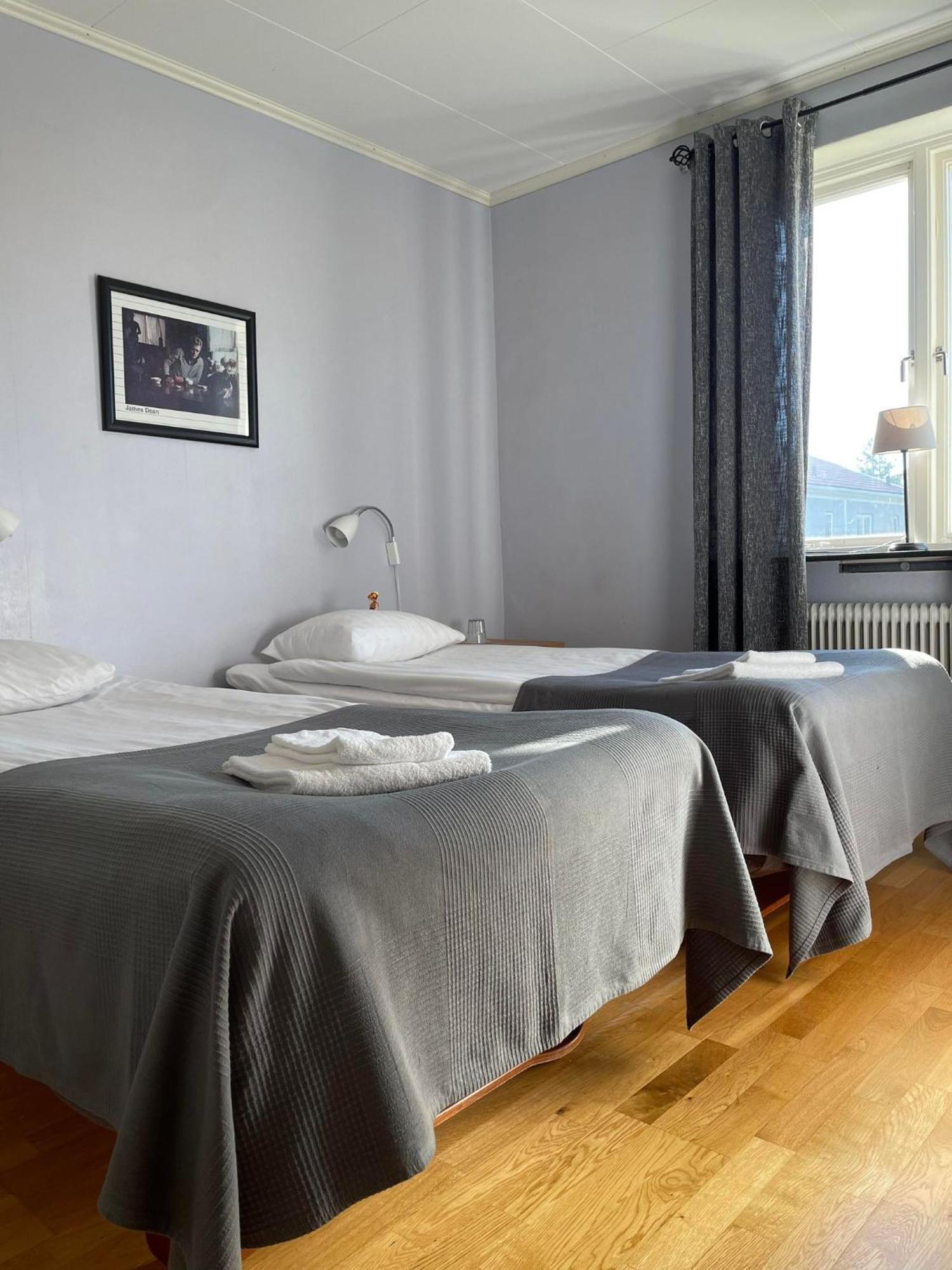 Bralanda Hotell Och Vandrarhem Exterior photo